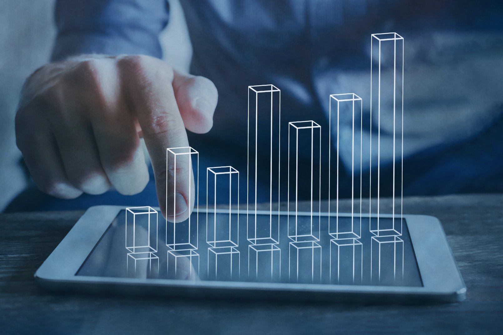 business and investment strategy analytics, financial simulation